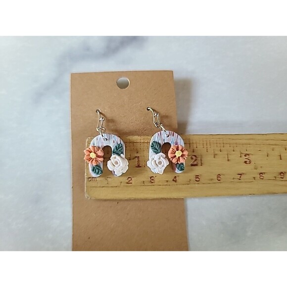 Polymer Clay Floral Dangling Earrings New - Picture 8 of 10